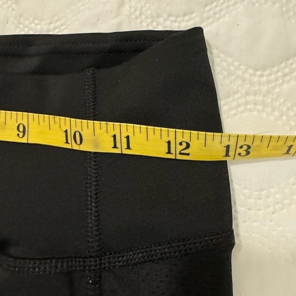 Adidas Aeroready Black Climate Leggings. Size Small black w/pocket - Picture 8 of 9